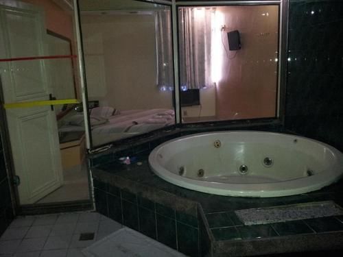 Hotel del amor Lips (adults Only) 2*